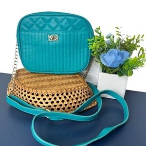 Bebe Hazel Blue Teal Multi Quilt Camera Gold Chain Crossbody Bag Purse